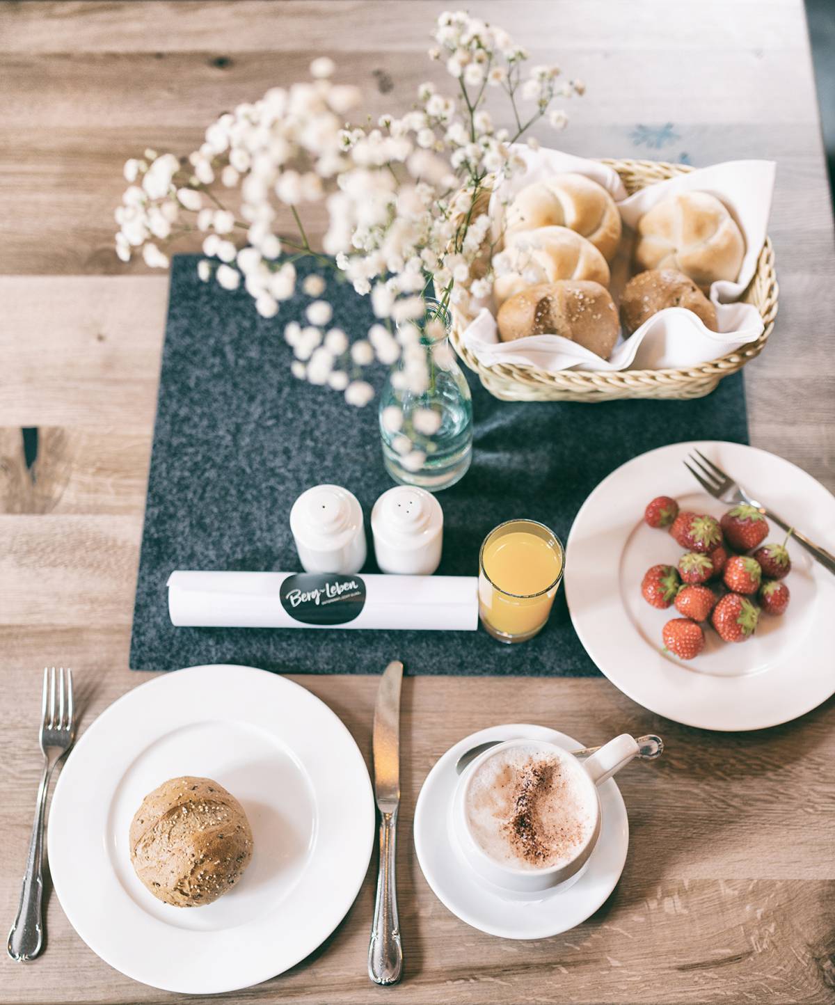 Frühstückstisch im Hotel Berg-Leben