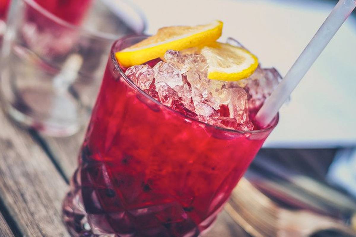 Cocktail in der Kost Bar